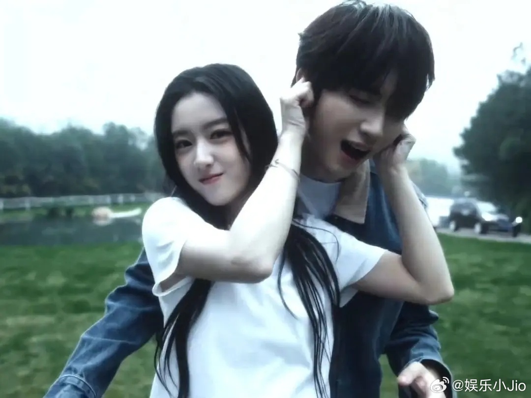 周翊然包上恩这个视频绝配顶配天仙配，00后剧宣起来就是没轻没重的！太好磕了