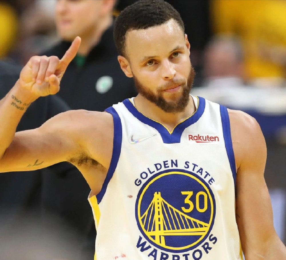 最新NBA篮球比赛录像视频在线观看实时更新季后赛精彩瞬间不容错过