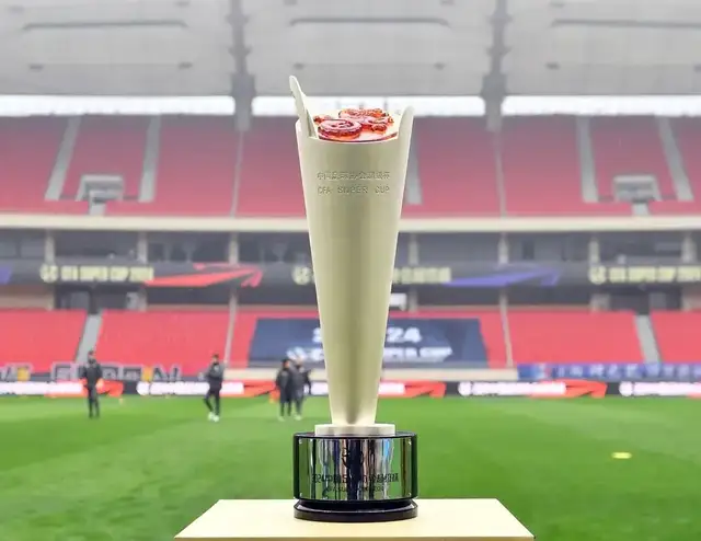 0-2！中超三连冠得主轰然倒下！武磊复出，海港连续三年无缘超级杯