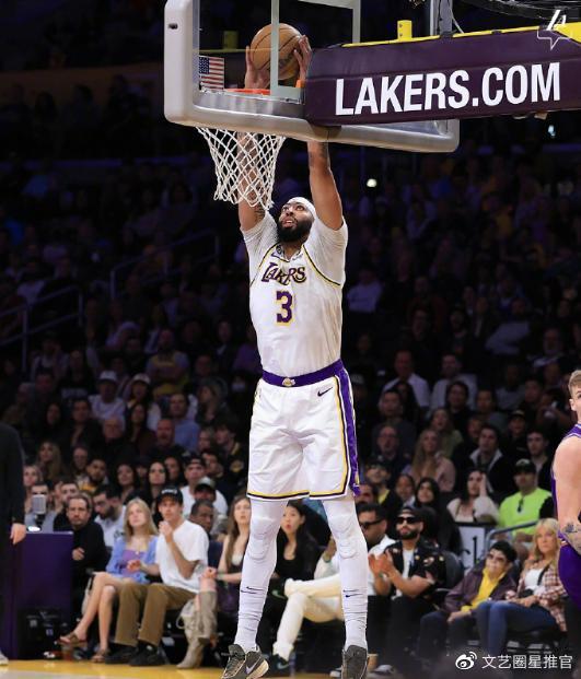  从太阳到湖人看杜兰特与浓眉如何重塑球队命运