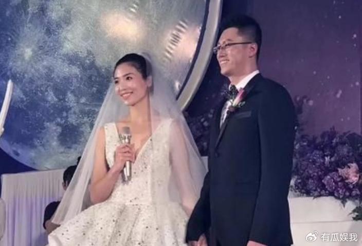 当年在魏秋月的婚礼上，郎平为何泪流满面？