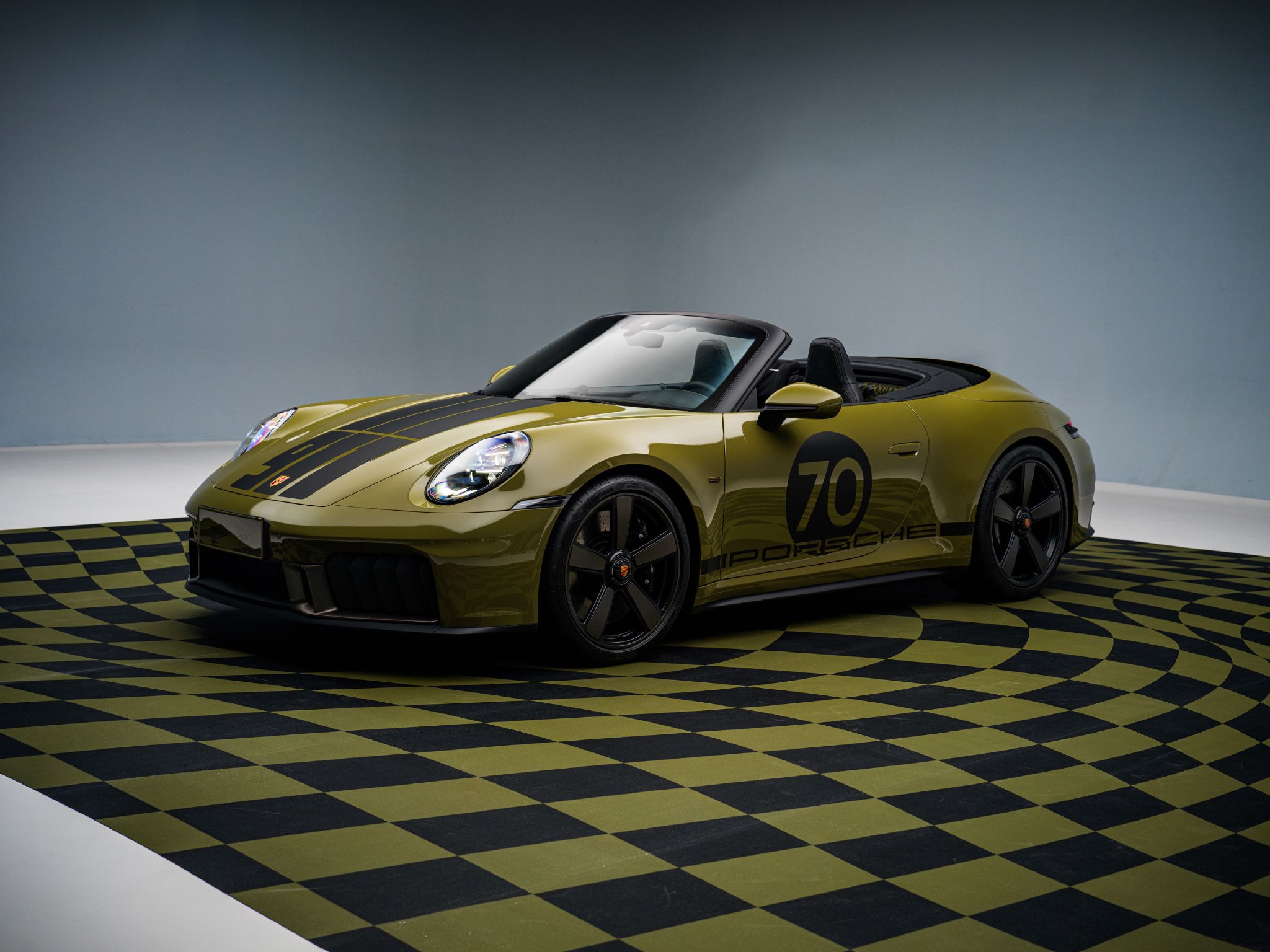 保时捷911 Spirit 70限量发售1500台，Neo橄榄色致敬70年代