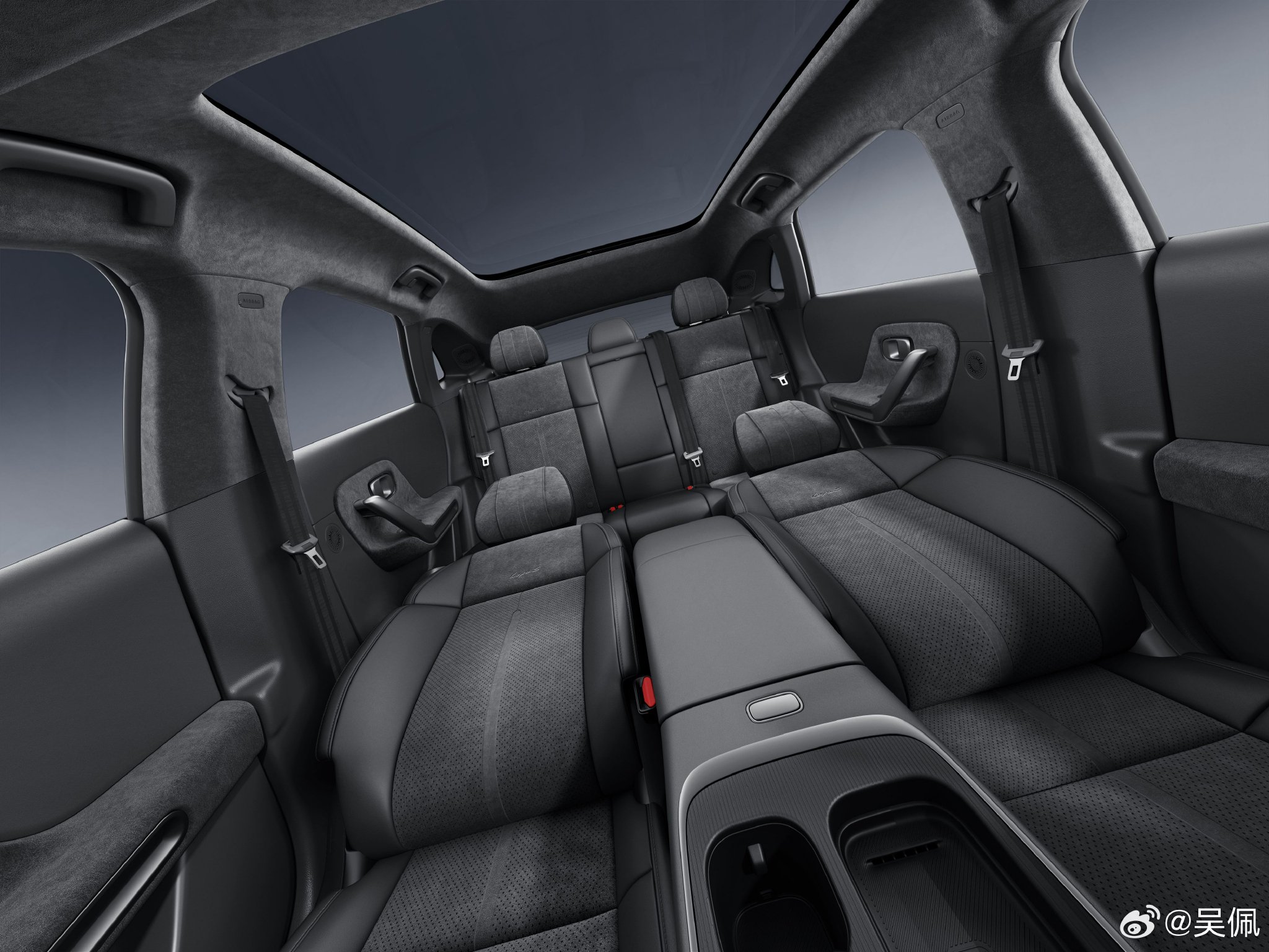 零跑Lafa5内饰首次曝光：让年轻人躺平的第一台车？