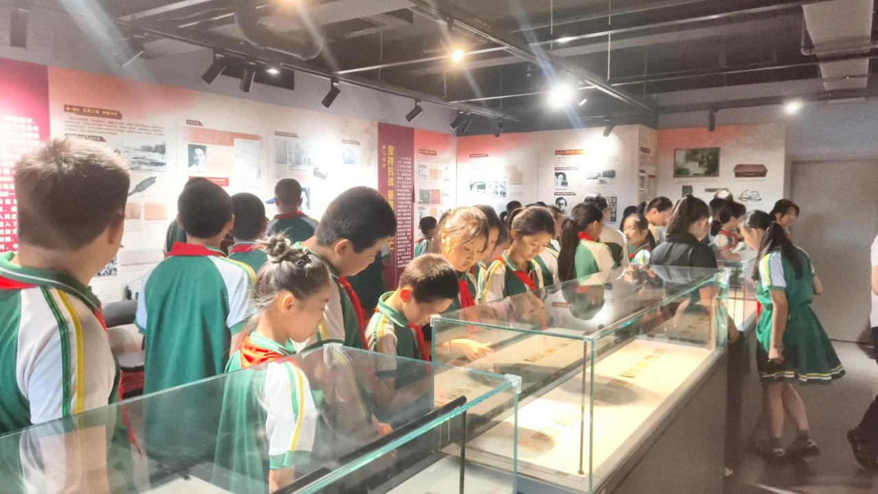 暑期千余场活动展览 博物馆成为青少年“行走的课堂” 暑期千余场活动展览 博物馆成为青少年“行走的课堂”