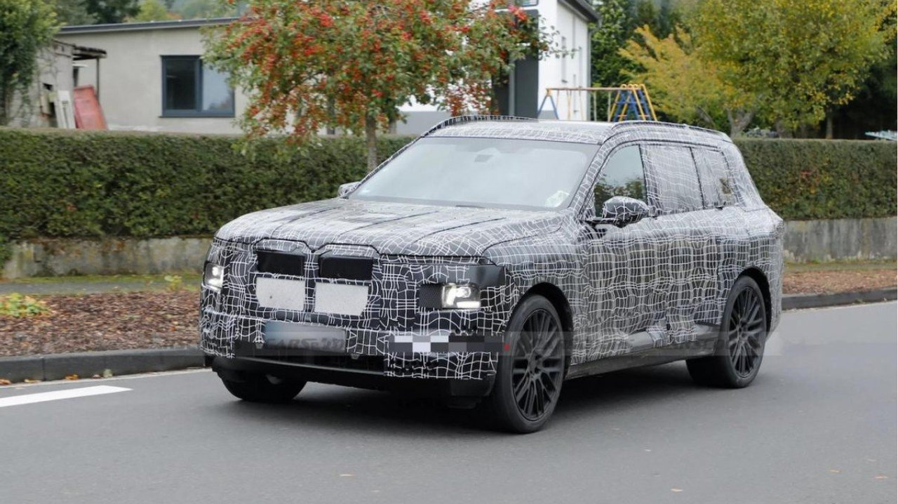 全新宝马X7/iX7曝光，提供V8轻混、800V纯电动力，外观大变样