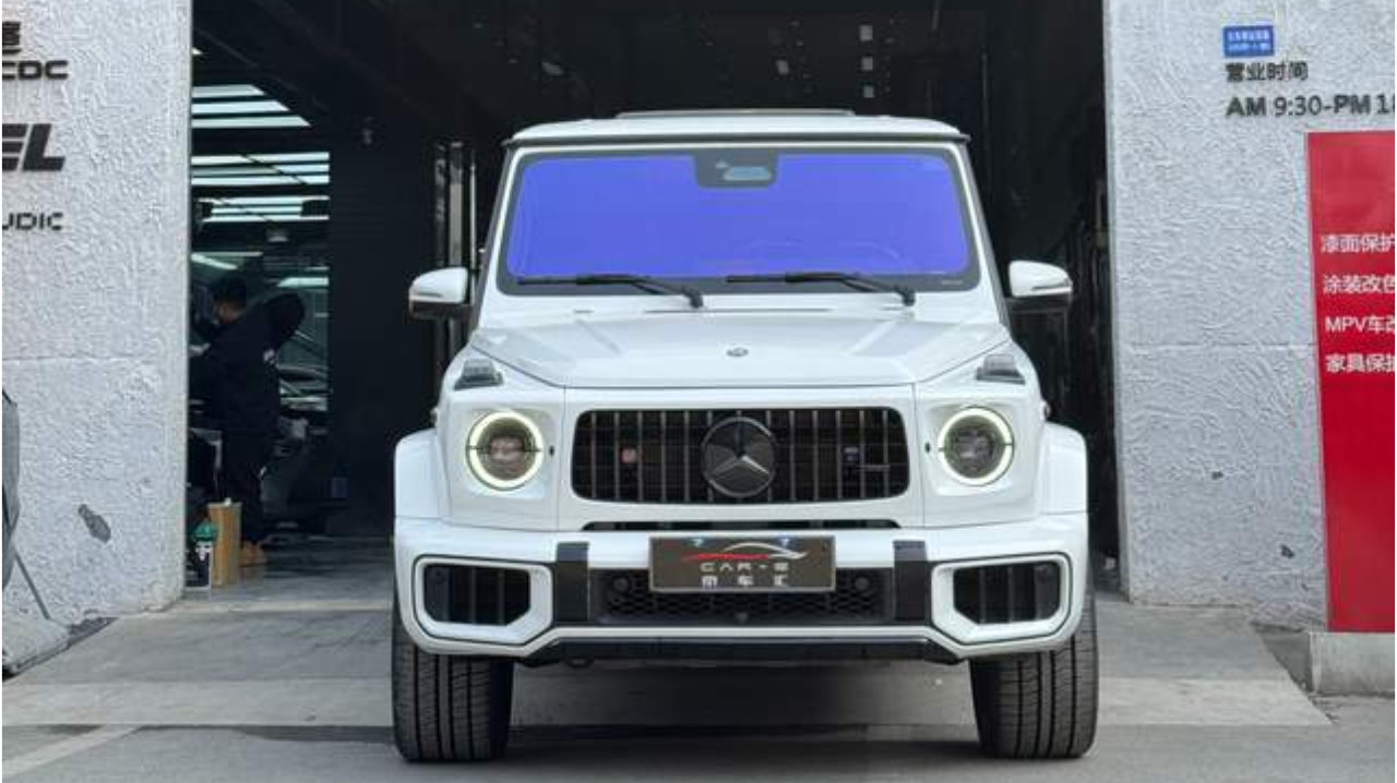 “想给新车换身‘新年战袍’！”成都G450d车主圆梦暗夜G63