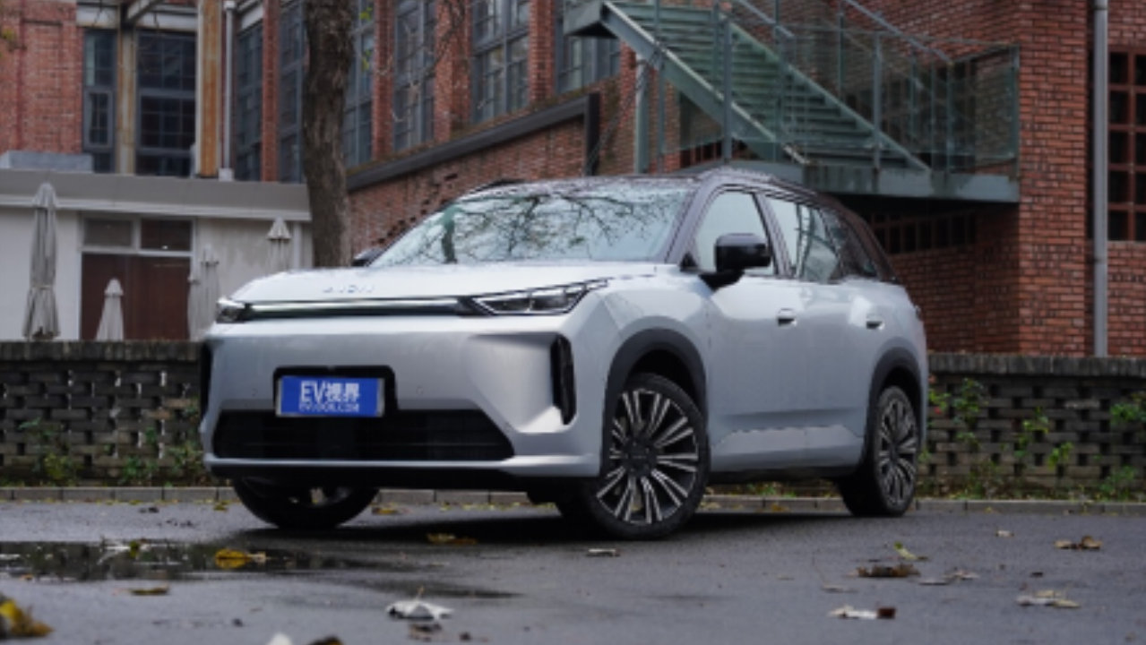 别再为配置买单了，埃安i60才是纯电家用的标准答案