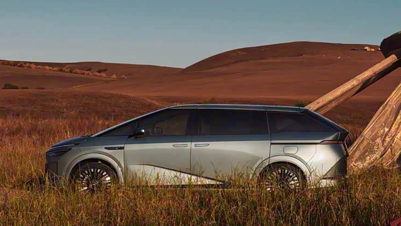 小鹏X9超级增程版上市!发布会打破MPV的“形式”枷锁