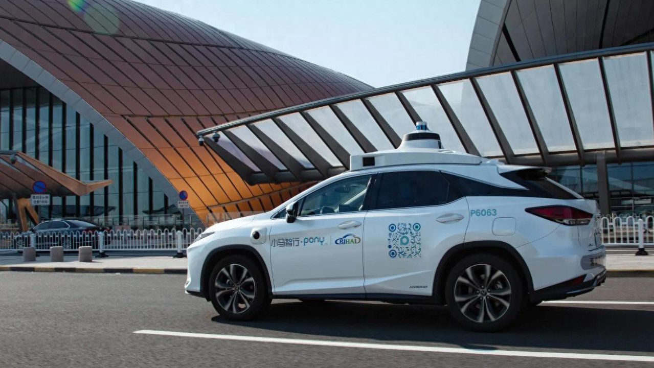 小马智行第三季营收1.8亿：Robotaxi车辆总数达961辆