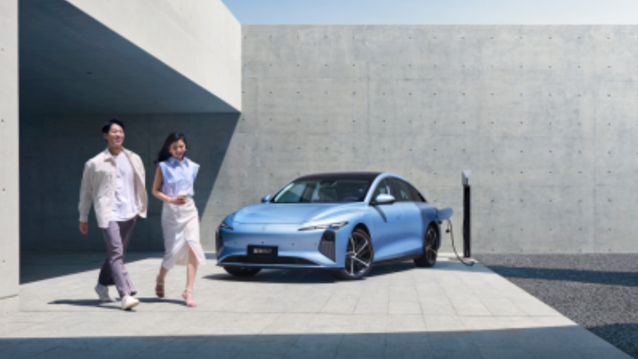 星海S7 800V超快充版，“超模颜值”聚会有排面！