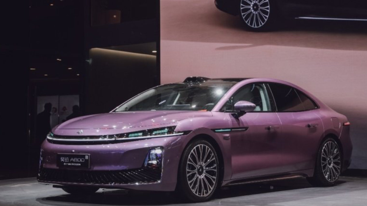 华系双智旗舰轿车 广汽昊铂A800内饰首发，为高速L3商用冲刺