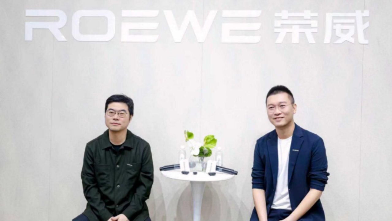 互联到 AI，荣威进化守价值 —— 专访上汽乘用车张亮、钱漾