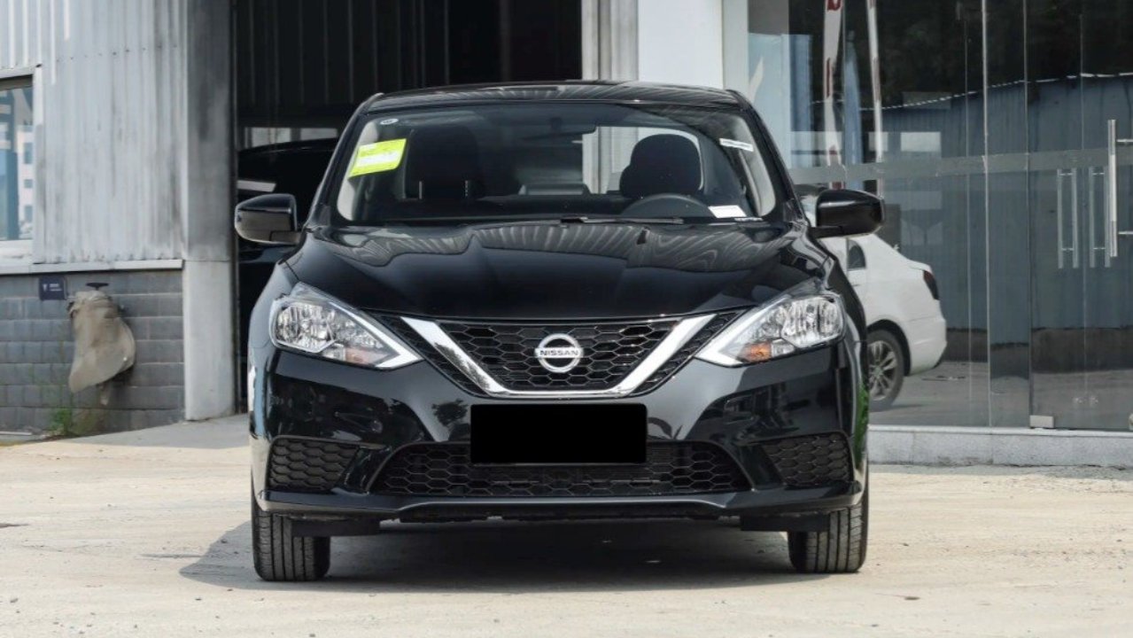 2026款轩逸经典开售！起售价8.09万，增配天窗减大屏，还砍掉蓝牙