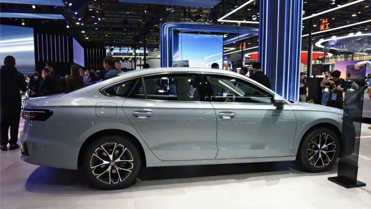 帕萨特ePro明年上市，纯电续航150km，买吗？