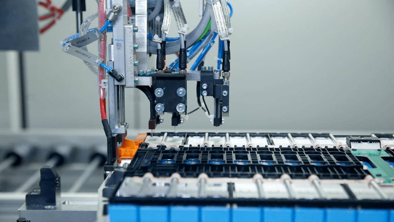 新国标给固态电池划红线，失重率不大于0.5%，半固态出局