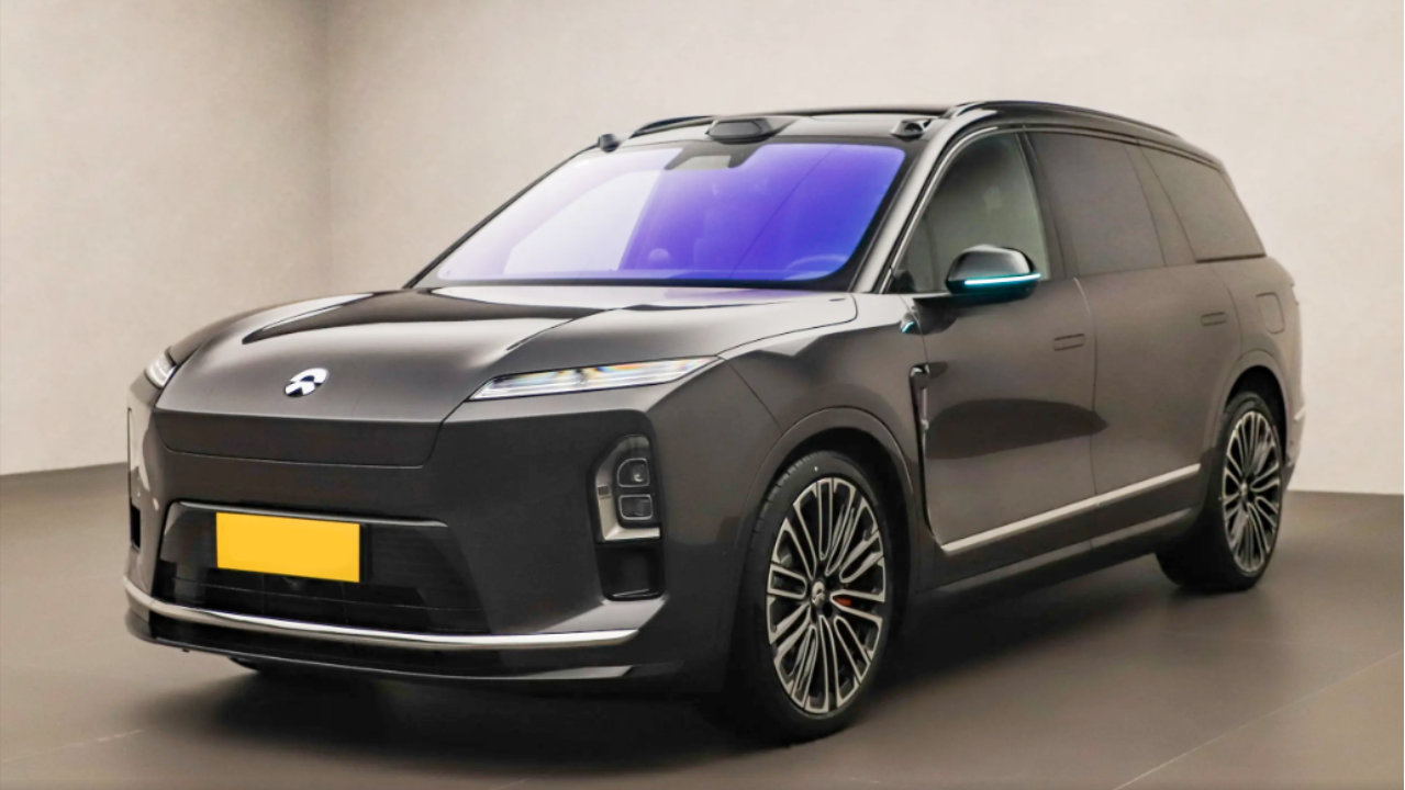 从奥迪A6L换到蔚来ES8，家庭商务双适配，出行不必再做选择题！