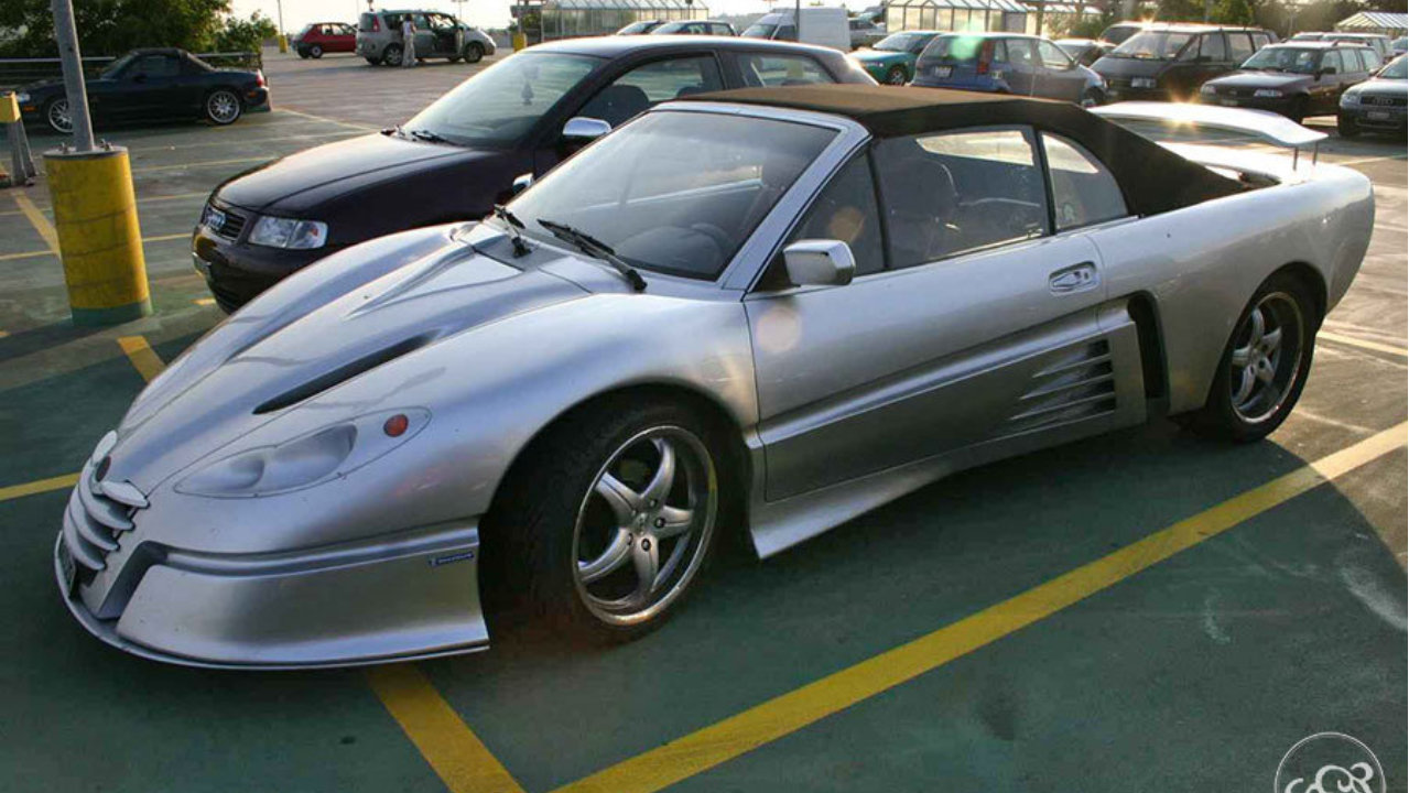 在规则中创作：Sbarro Christelle与欧洲手工跑车的黄昏时代