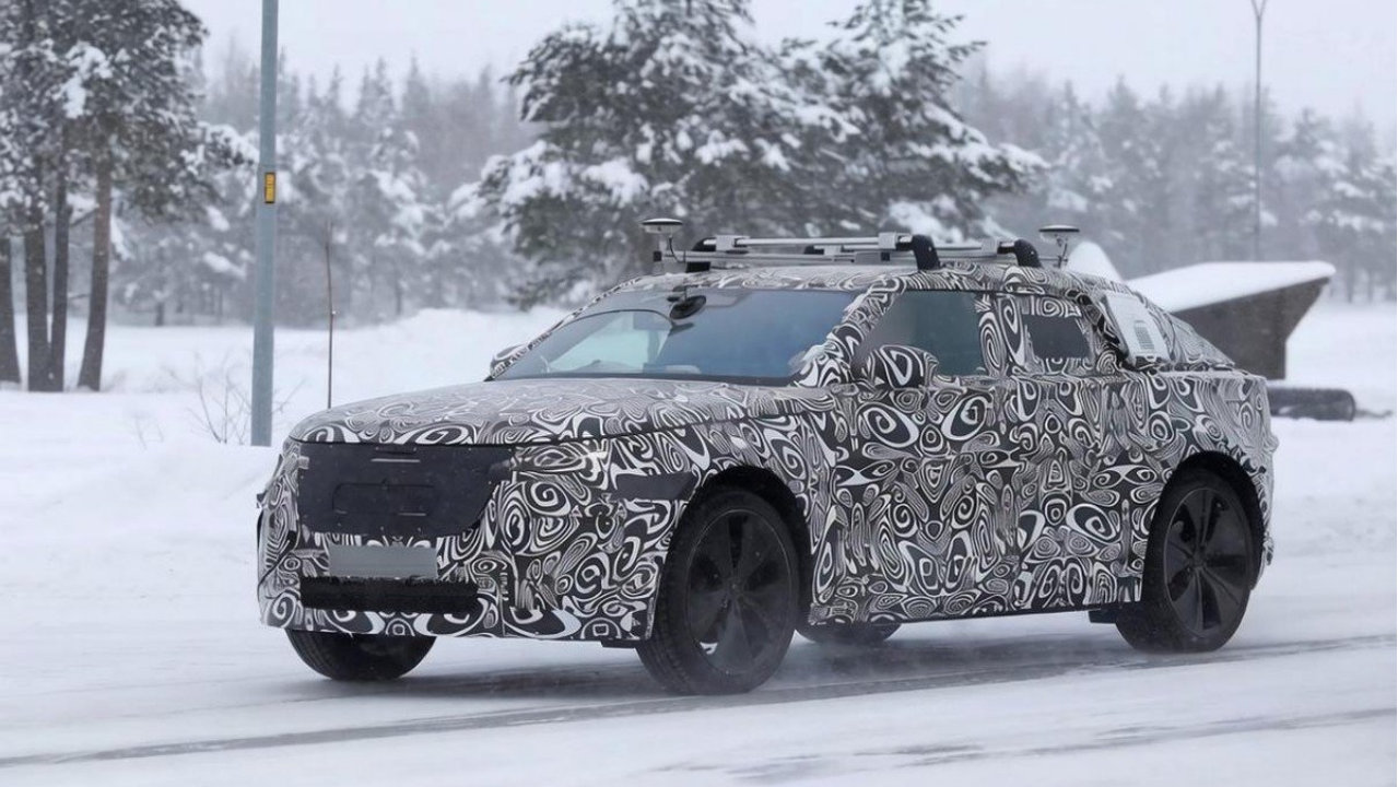 新一代路虎揽胜星脉路试曝光，配纯电动力+800V快充，值得期待？