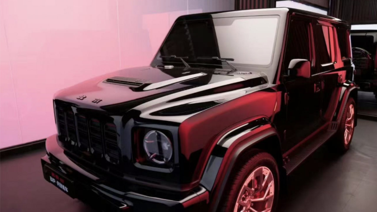 全新北京越野BJ81亮相，造型有点一言难尽啊