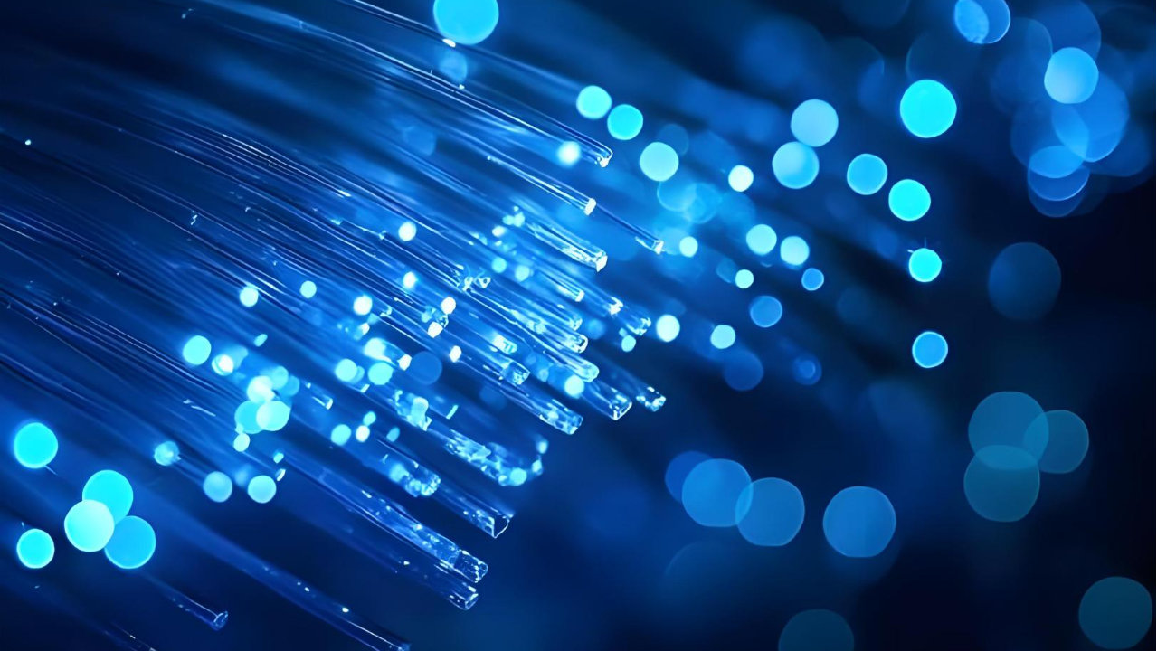 长进光子IPO：大客户自供逼近、业绩存变脸风险，利益交织下关联交易