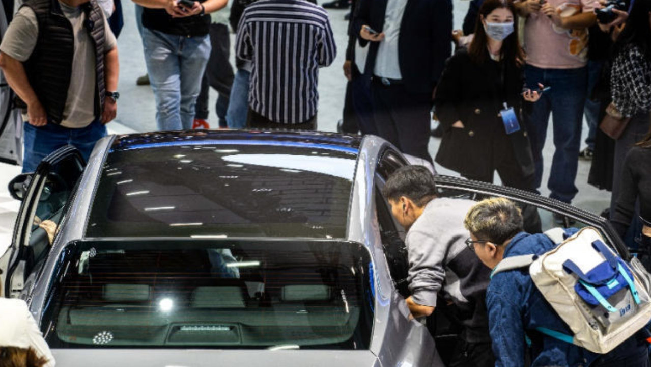 国内“中型轿车”热门车型：B级冠军轿车换了，单月销量重回2万台