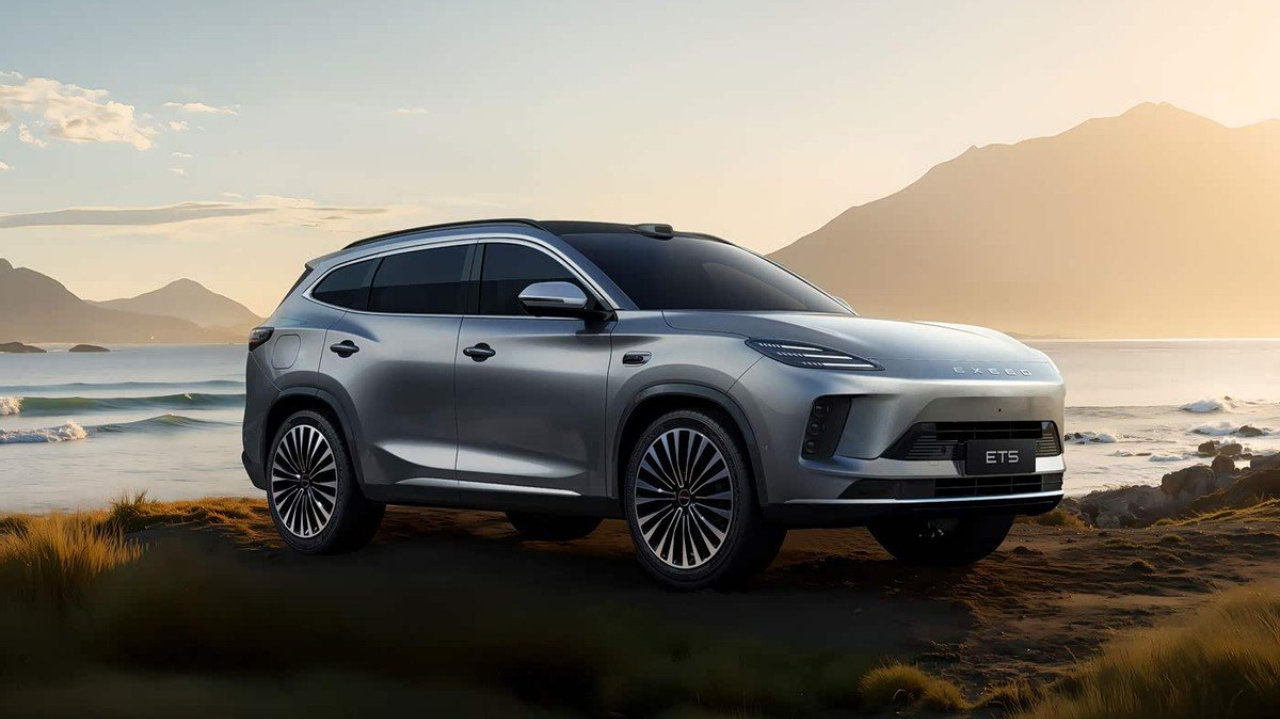 星途ET5上市，增程动力搭配高阶智驾，推出两款车型