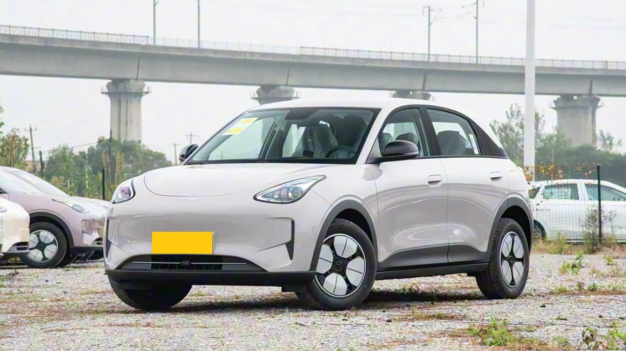 6万级纯电通勤小车，颜值高、空间大，一公里4分钱，解读吉利星愿