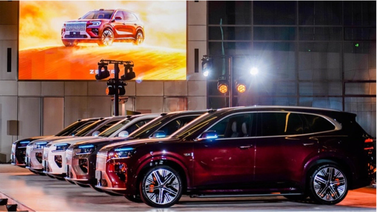 不靠华为，极氪把国产豪华车的门槛，又拉高了3万元？