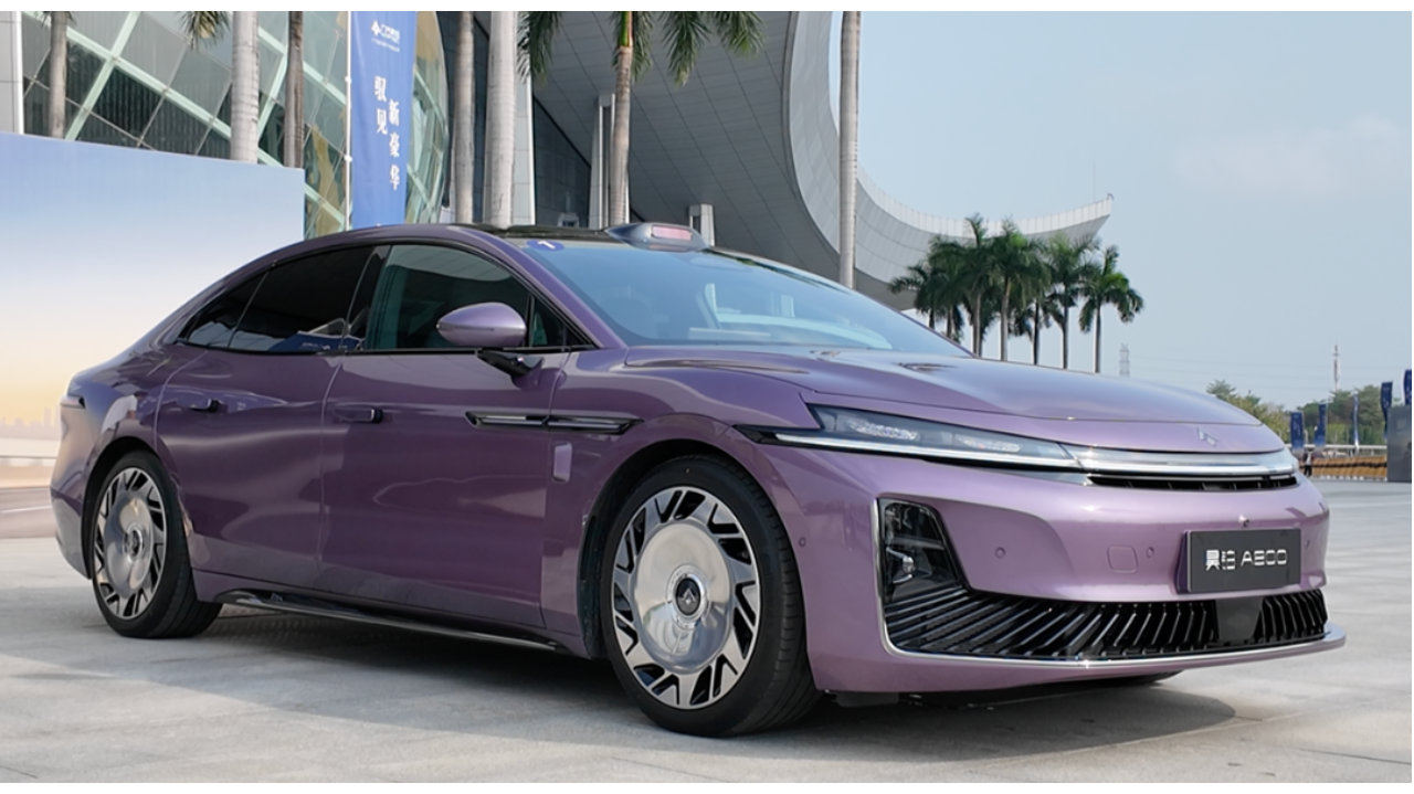 试完昊铂A800，我记住了两件事：聪明和底子