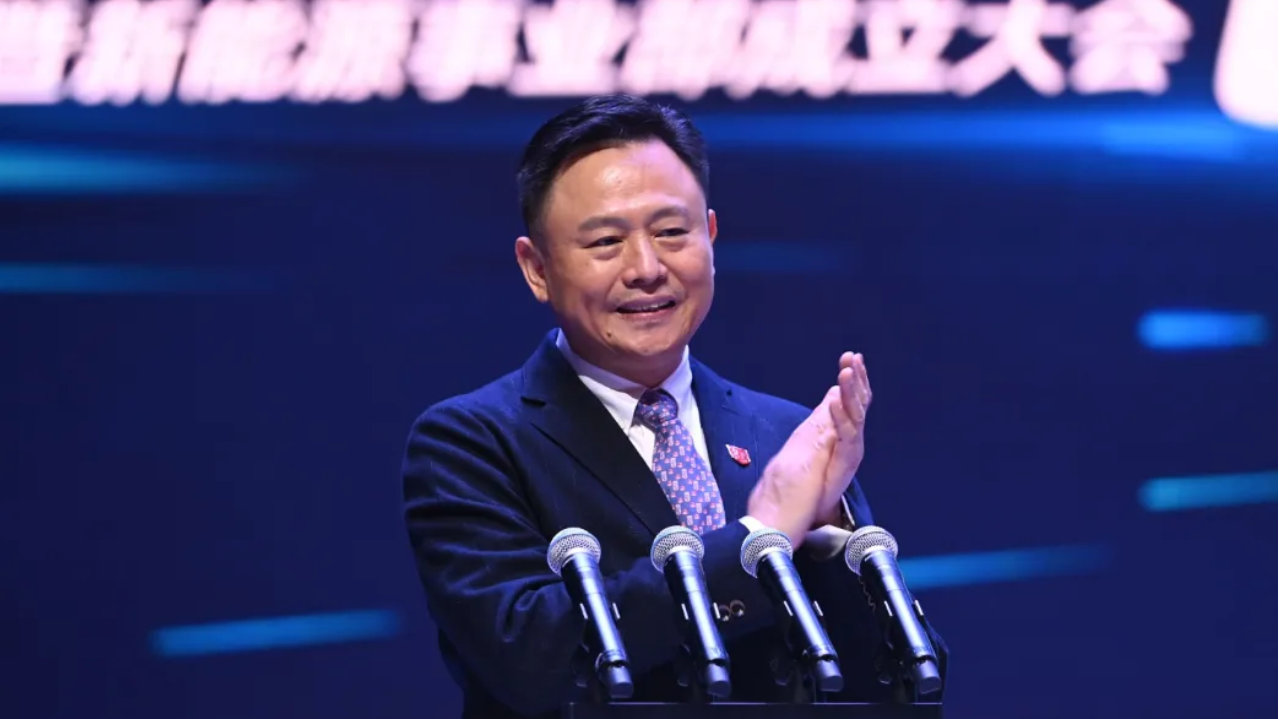 三位徐姓掌门人，一部汽车央国企辛酸史