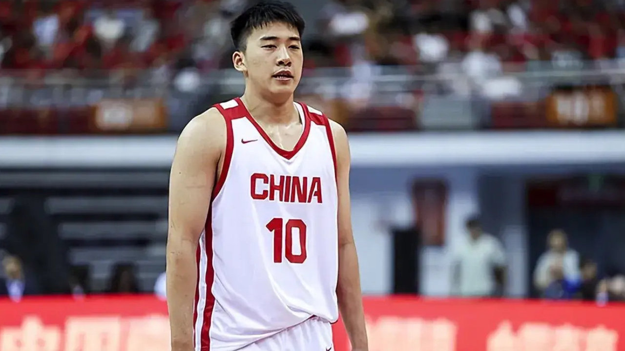 随着中国男篮87-78沙特，球迷看到三个事实，这水平很难夺冠