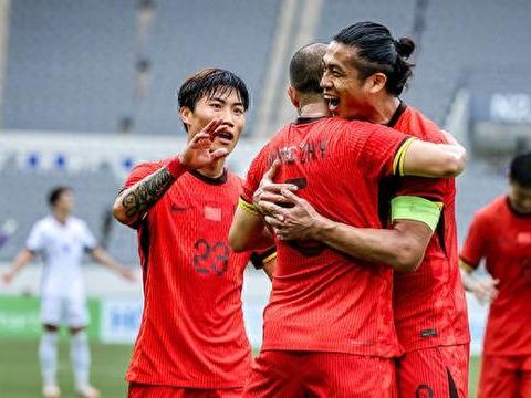 东亚杯末轮一球小胜中国香港队，国足总算守住了底线