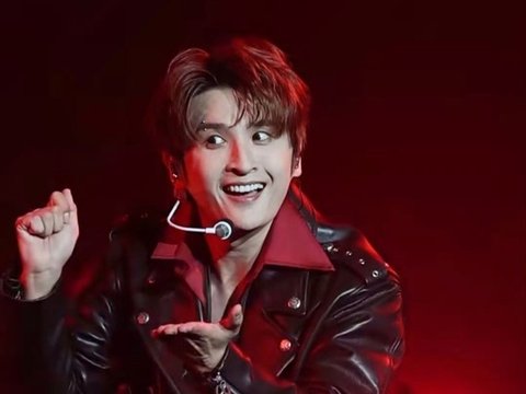 张远声生不息舞台演绎多声线Joker