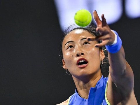 网球——WTA卡塔尔公开赛：郑钦文无缘八强