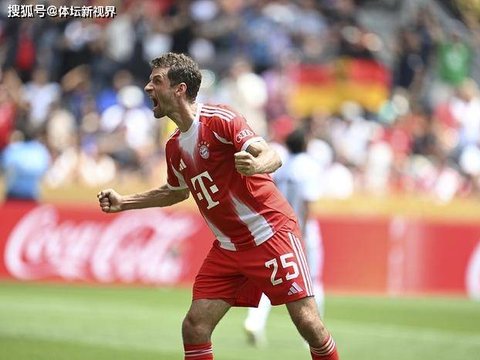大巴黎 4-0 马竞，世俱杯首战火力全开!新星闪耀，对手染红难挡进攻狂潮
