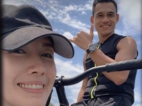阿Sa结婚：女艺人爱上健身教练成时尚？兴趣相投还是见“色”起意1.阿Sa2.李施嬅3.李嘉格4.蔡依林