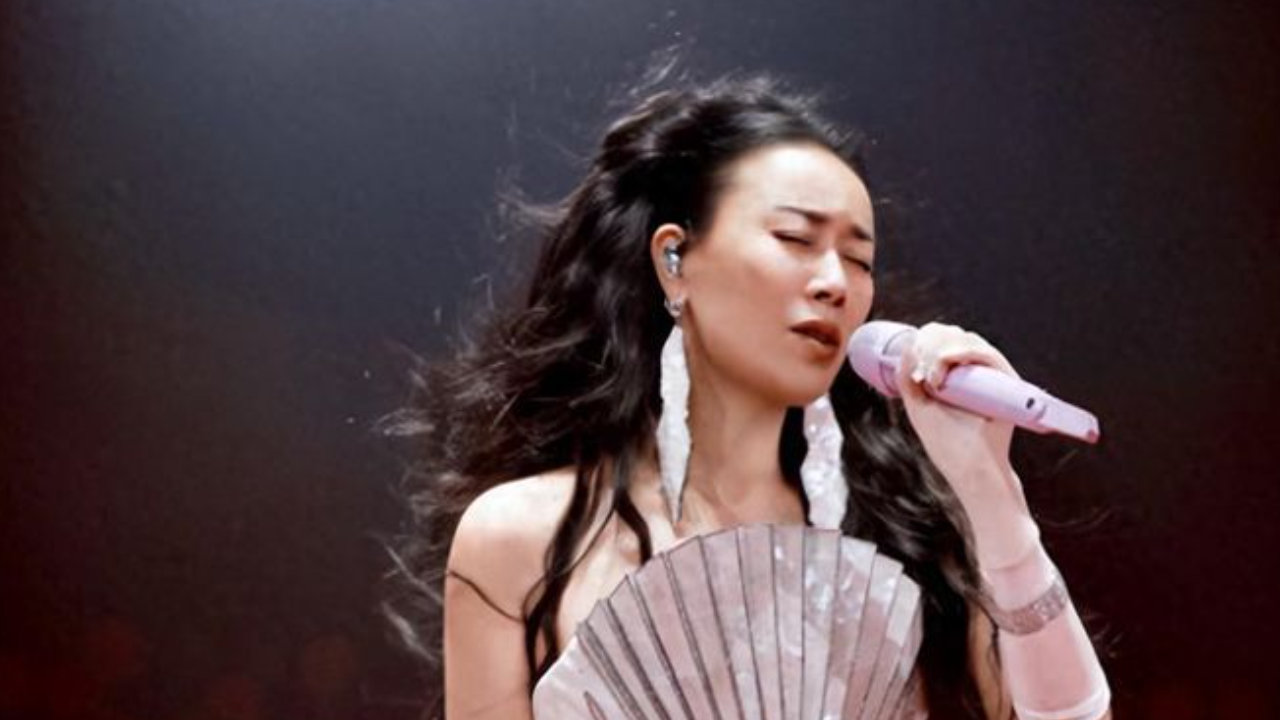北京演唱会这天，人情冷暖、江湖地位，在那英身上展现得淋漓尽致