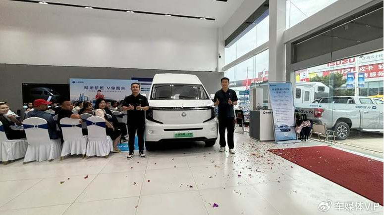 8.99万元起，长安凯程V919济南上市并交付，定义新能源轻客新标杆