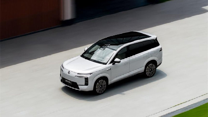 N9高开低走，腾势加推N8L强攻大型SUV市场