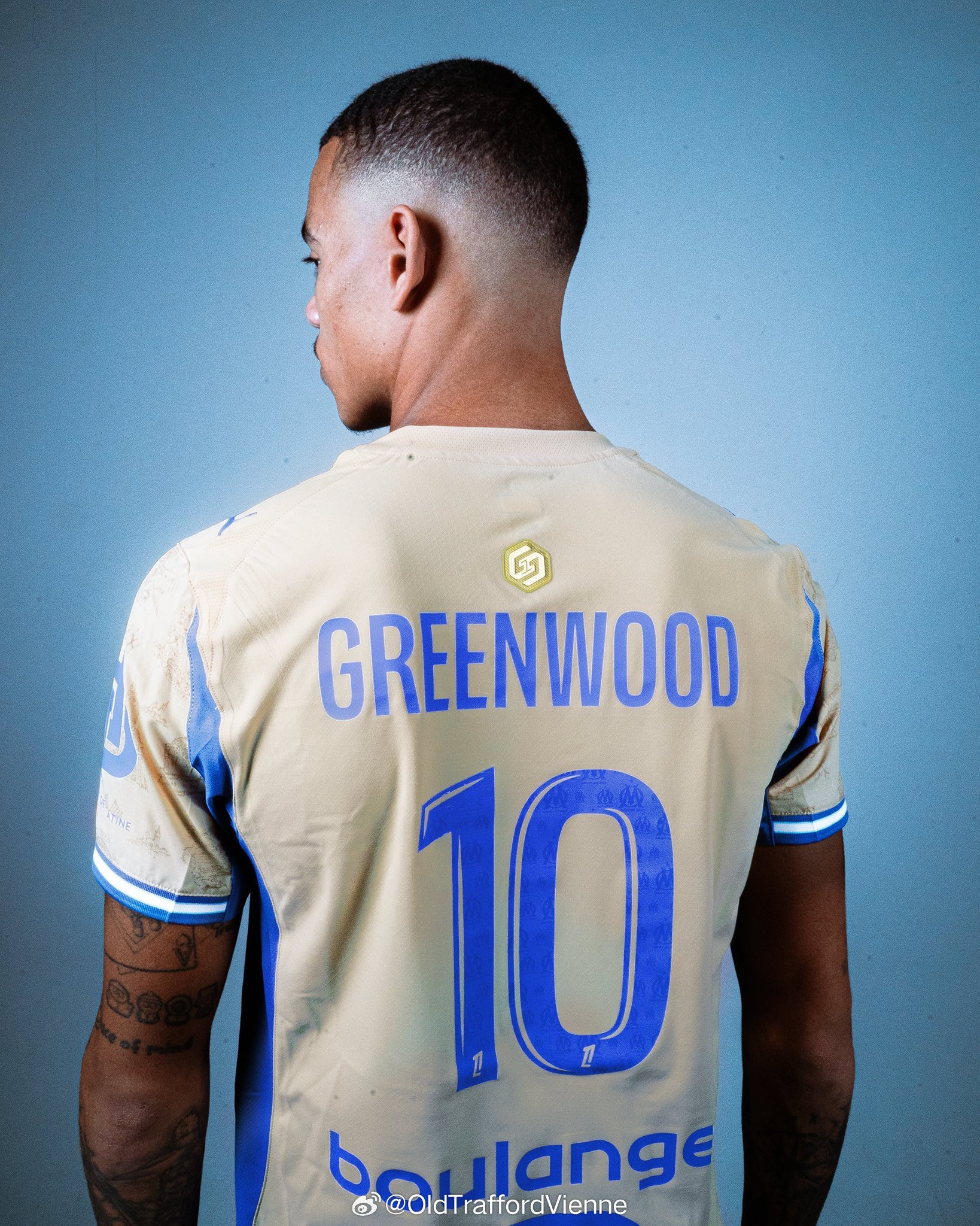 格林伍德法甲射手王，本周末所穿球衣会有一个特别的牌牌标志 这是真得？