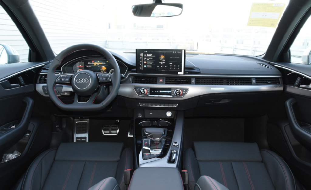 省油版坦克300、宝马新3系、混动思域,成都车展看它们就够了!休闲区蓝鸢梦想 - Www.slyday.coM 省油版坦克300、宝马新3系、混动思域,成都车展看它们就够了!休闲区蓝鸢梦想 - Www.slyday.coM