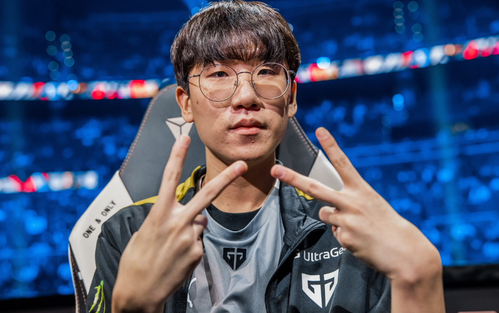 起飞！JDG官宣正式签约Ruler，S赛唯一AD位FMVP