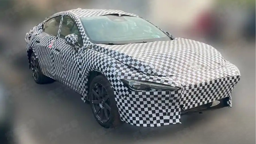 深蓝全新轿车谍照曝光，定位更低07，起售价或10万内