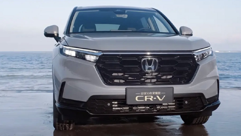 本田CR-V 30年荣耀版14.59万起售，但奇骏都降至11万多