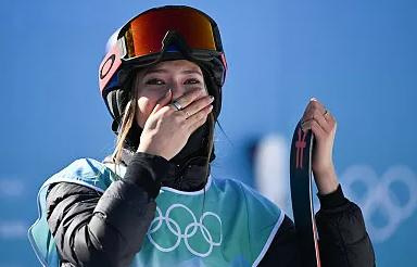 谷爱凌没听妈妈的话“保银牌”:我坚持做1620,我的动作从来没有女孩挑战完成过休闲区蓝鸢梦想 - Www.slyday.coM 谷爱凌没听妈妈的话“保银牌”:我坚持做1620,我的动作从来没有女孩挑战完成过休闲区蓝鸢梦想 - Www.slyday.coM