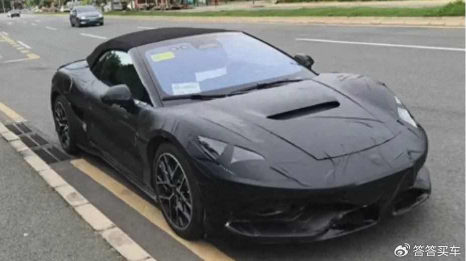 售价40万的敞篷跑车 腾势Z敞篷版路试谍照曝光