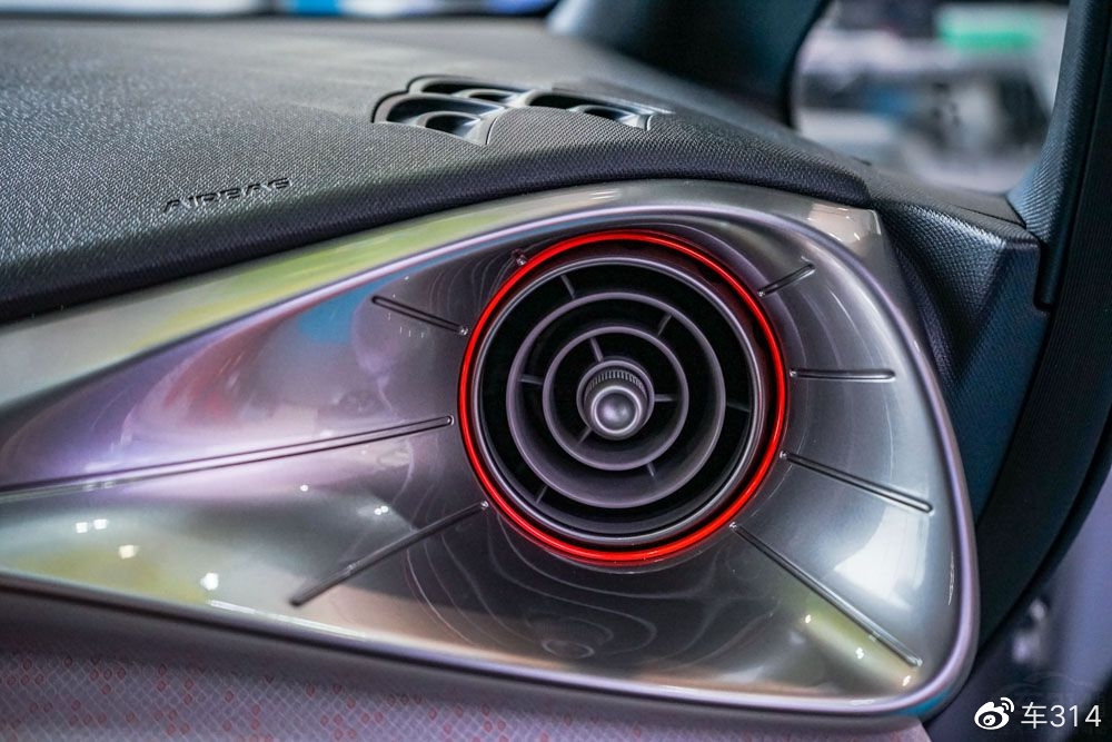 代步首选小型车 比亚迪海豚和本田飞度 选谁合适?