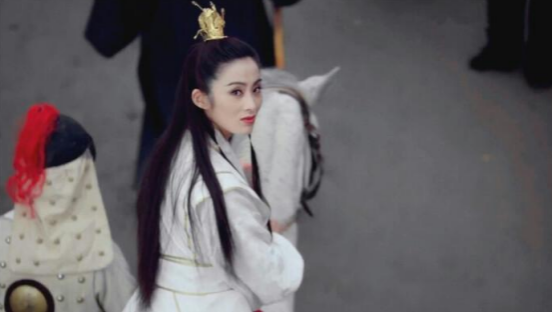 51岁袁洁莹,53岁张敏和56岁张曼玉,女神们瘦骨嶙峋不好看 51岁袁洁莹,53岁张敏和56岁张曼玉,女神们瘦骨嶙峋不好看