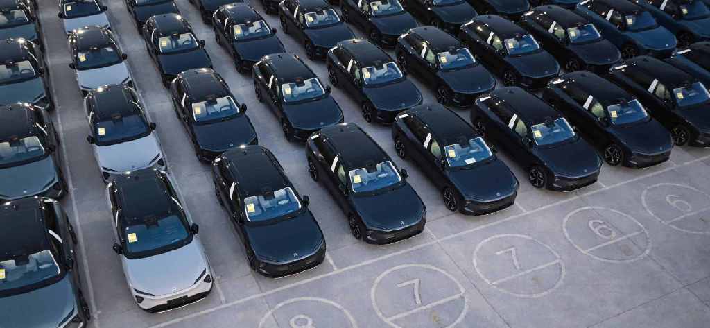 蔚来二季度:营收首次破百亿,熬过过渡期休闲区蓝鸢梦想 - Www.slyday.coM 蔚来二季度:营收首次破百亿,熬过过渡期休闲区蓝鸢梦想 - Www.slyday.coM