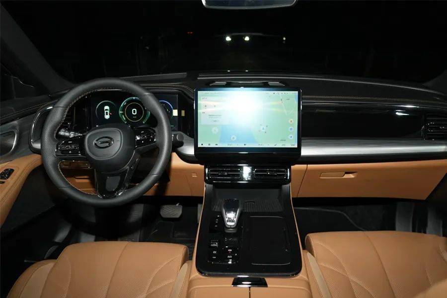 传祺ES9对比问界M7谁才是户外第二个家